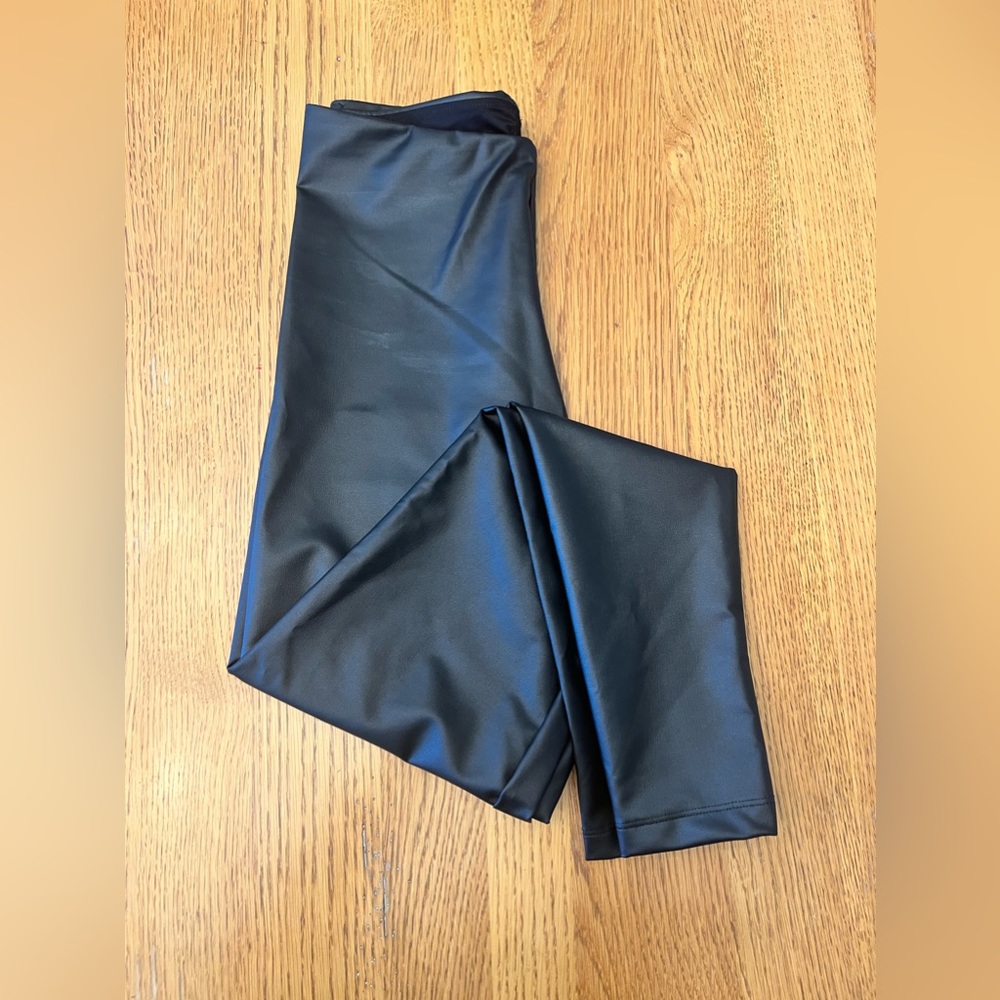 [Victoria Secret] Faux Leather Leggings